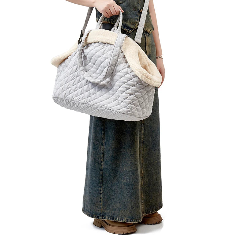 Quilted Pet Bag with Removable Lining